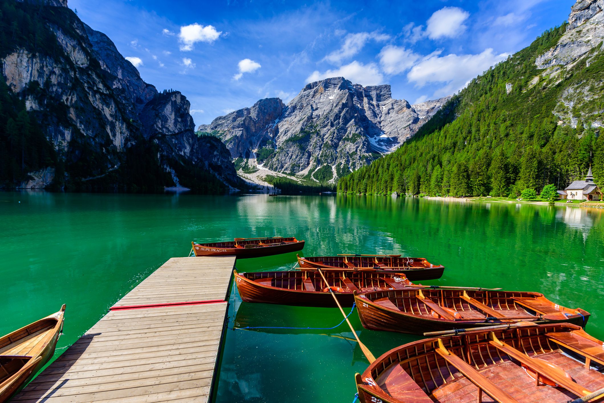 布雷艾斯湖 Lake Braies